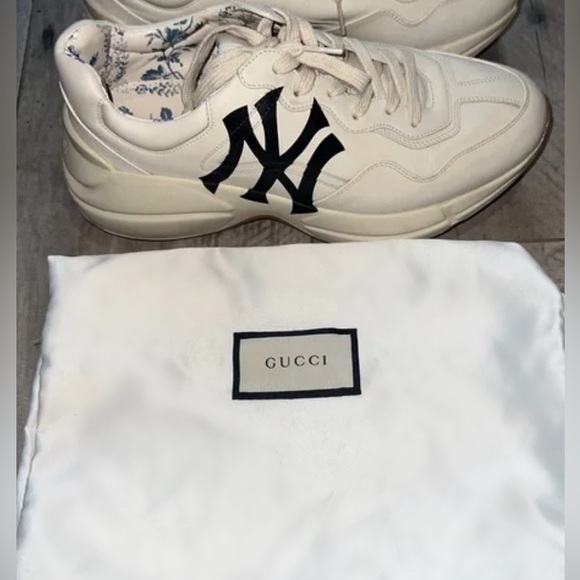 Gucci “Yankees” Cream and White Athletic Shoes with Leather Upper - Picture 1 of 7